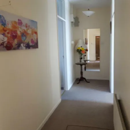 Moyrhee Apartment